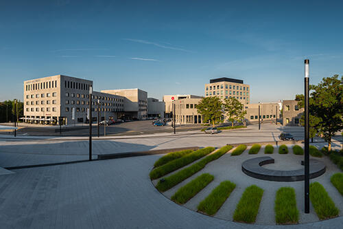 Leitz-Park-Pano_teaser-500x3337.jpeg